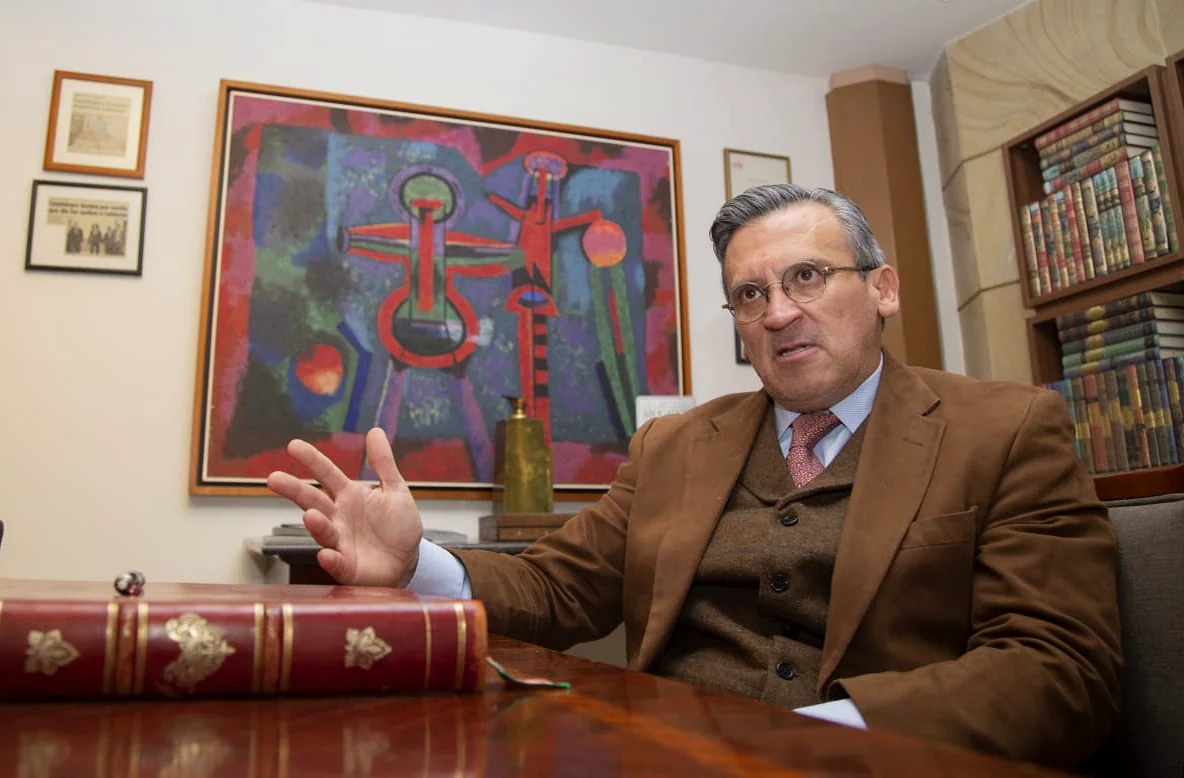 El despacho de la firma: arte mexicano y la tradición del derecho